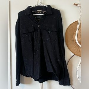 LIKE NEW ⭐️ black speckled long sleeve button down